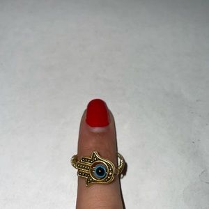 Gold hamsa ring